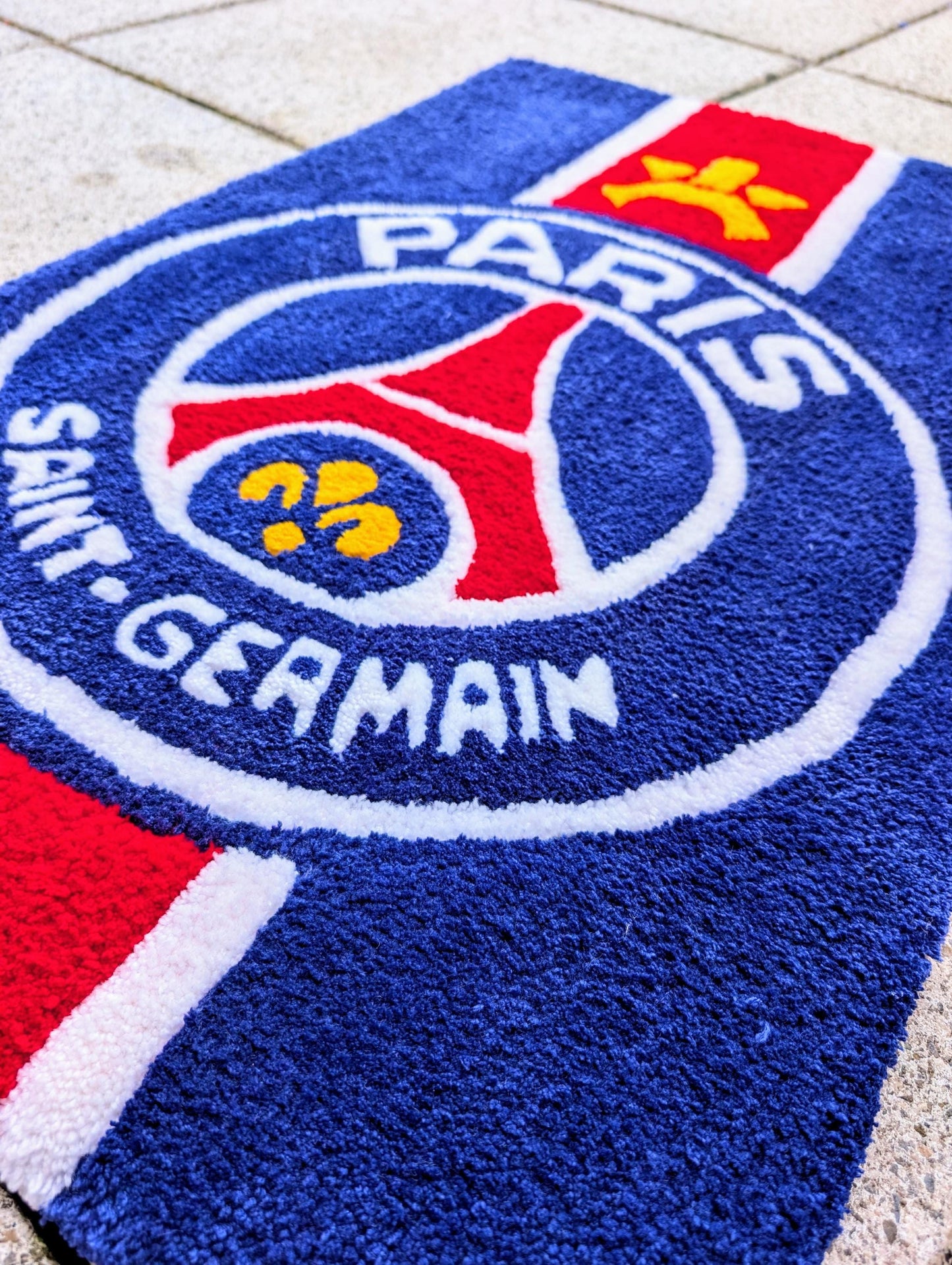 TUFTING TAPIS, Tapis motif  logo PSG/ Paris Saint Germain Tapis personnalisé , Tufting Rug