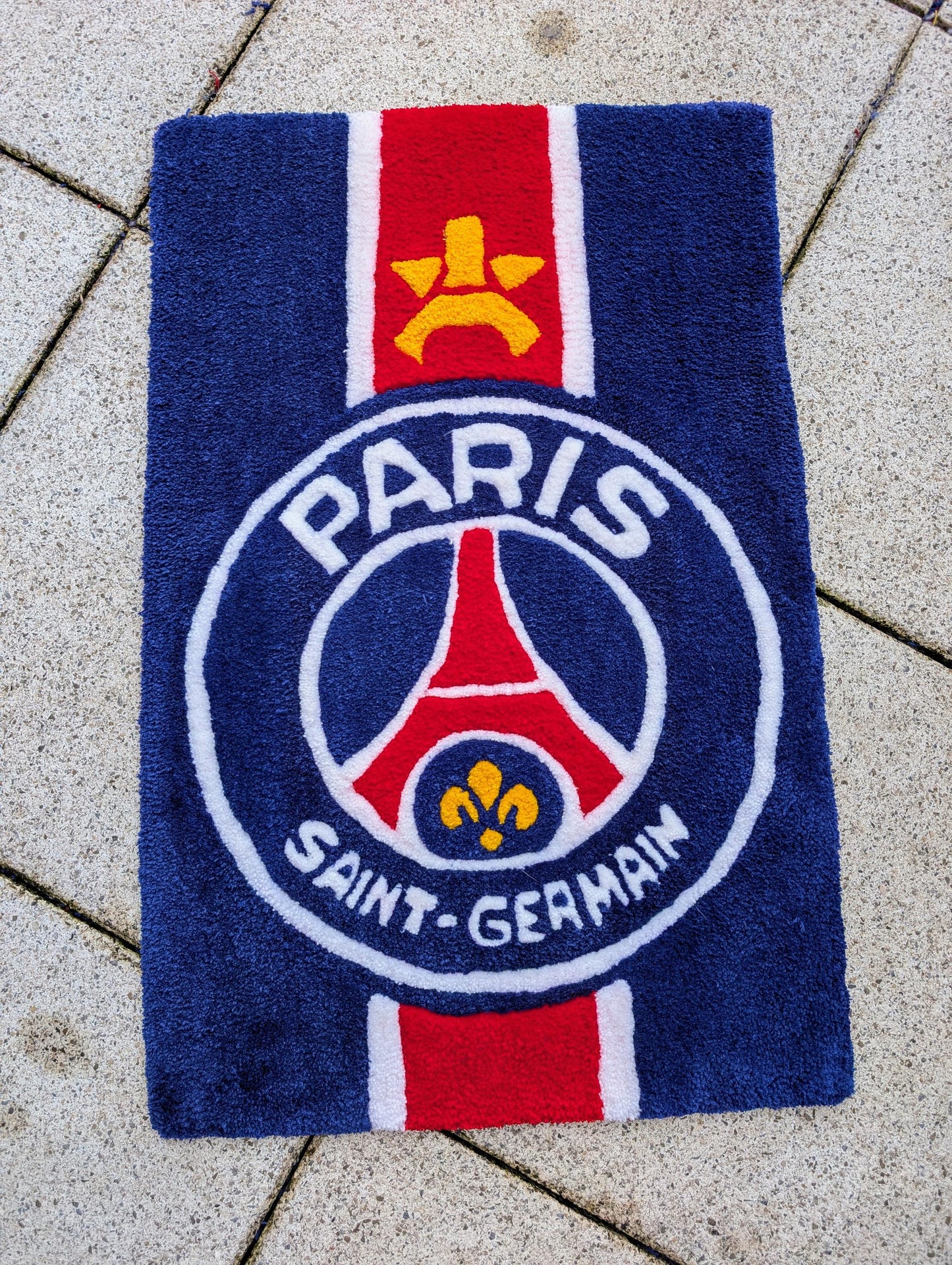TUFTING TAPIS, Tapis motif  logo PSG/ Paris Saint Germain Tapis personnalisé , Tufting Rug