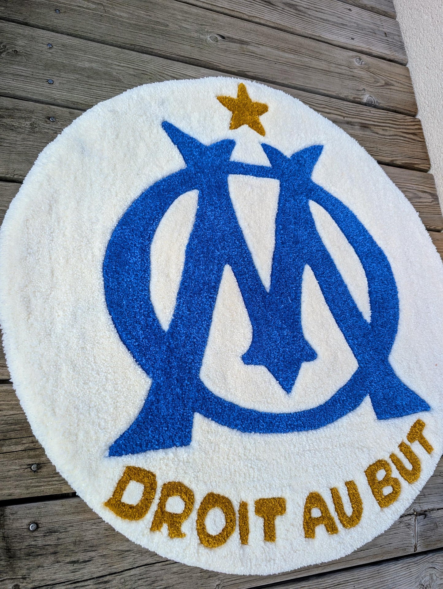 TUFTING TAPIS, Tapis motif  OM/Olympiques de Marseille Tapis personnalisé , Tufting Rug