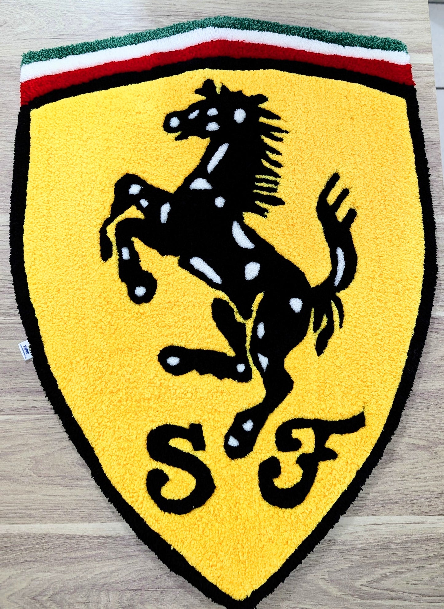 FERRARI Rug 🐎, Tapis motif FERRARI Tapis personnalisé