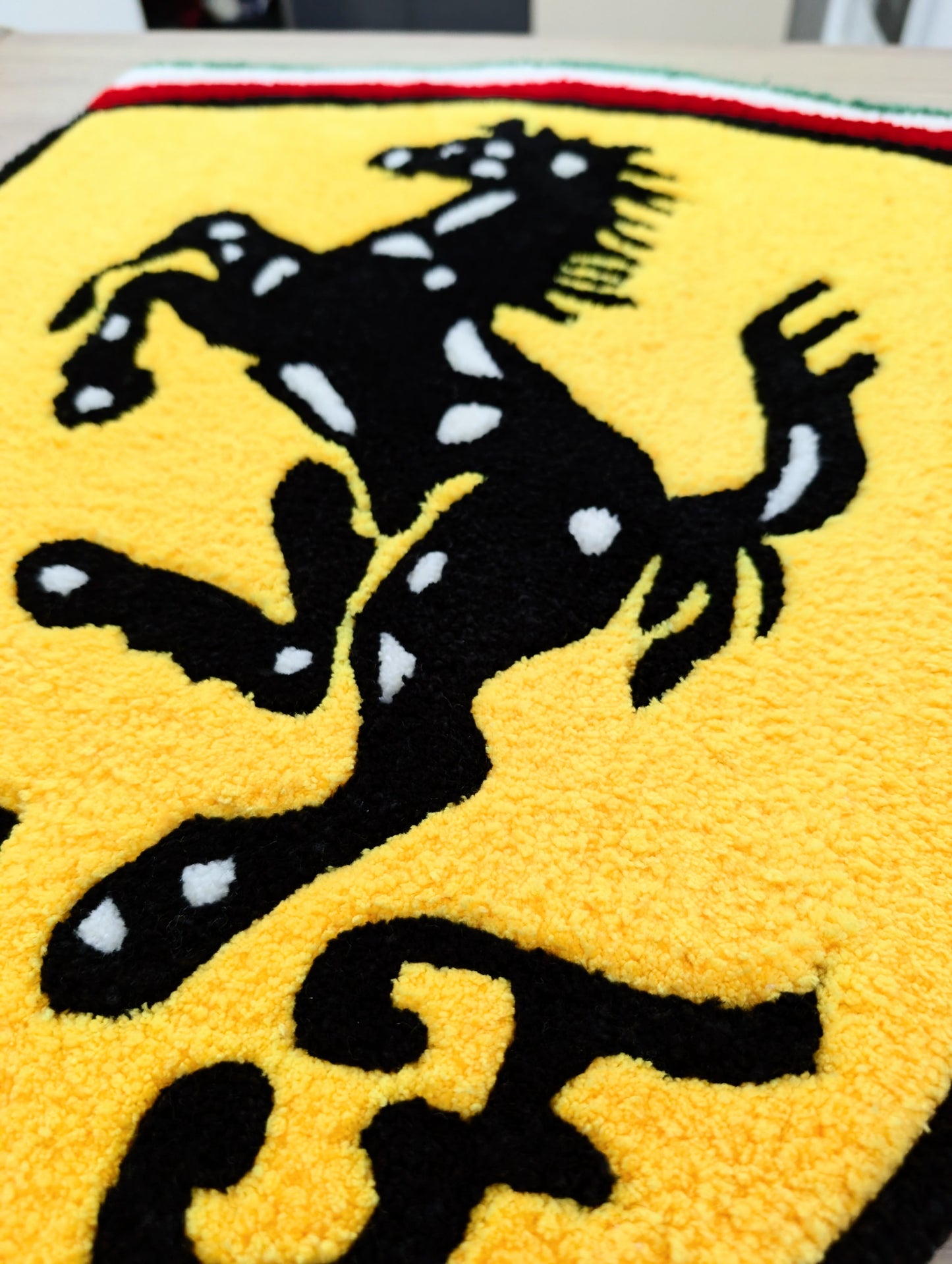 FERRARI Rug 🐎, Tapis motif FERRARI Tapis personnalisé